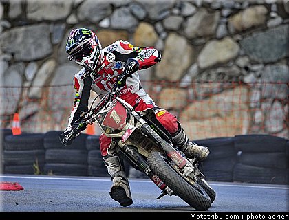 chareyre_a_26_supermoto_andorre_2009.jpg