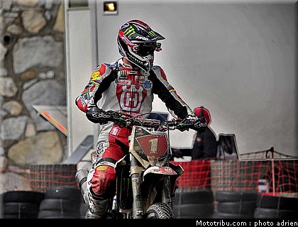 chareyre_a_31_supermoto_andorre_2009.jpg