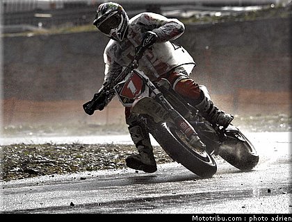 chareyre_a_48_supermoto_andorre_2009.jpg
