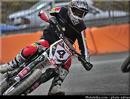 chareyre_t_27_supermoto_andorre_2009.jpg
