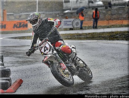 chareyre_t_31_supermoto_andorre_2009.jpg