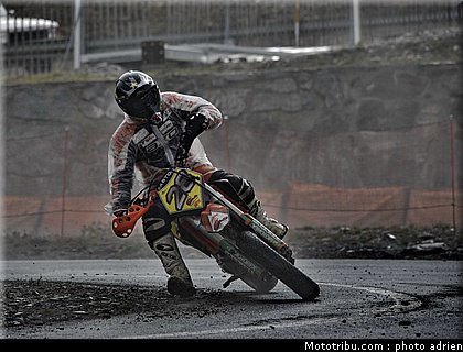 cucharrera_02_supermoto_andorre_2009.jpg