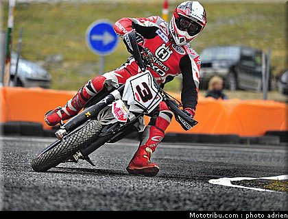 delepine_18_supermoto_andorre_2009.jpg