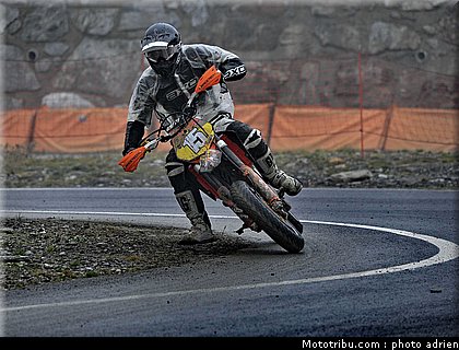 deridder_12_supermoto_andorre_2009.jpg