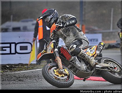 deridder_13_supermoto_andorre_2009.jpg
