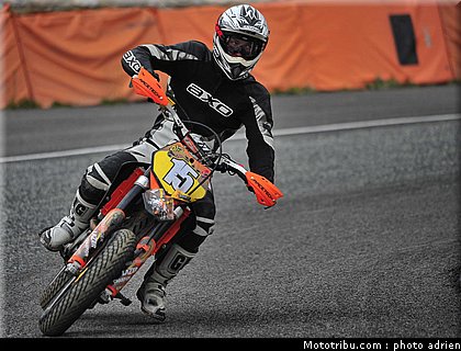 deridder_25_supermoto_andorre_2009.jpg