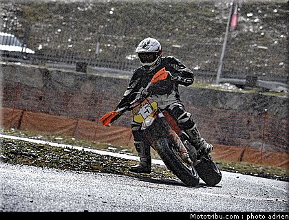 deridder_28_supermoto_andorre_2009.jpg