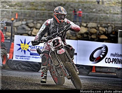 gaspardone_07_supermoto_andorre_2009.jpg