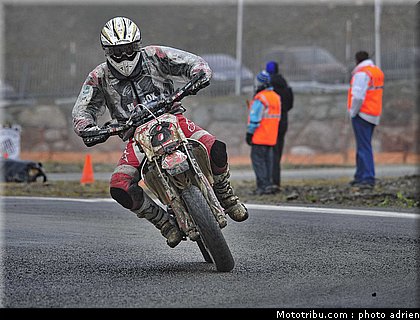 gaspardone_13_supermoto_andorre_2009.jpg