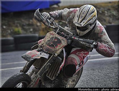 gaspardone_17_supermoto_andorre_2009.jpg