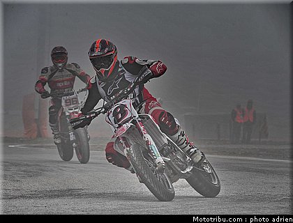 gaspardone_22_supermoto_andorre_2009.jpg