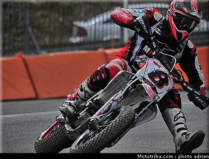 gaspardone_28_supermoto_andorre_2009.jpg