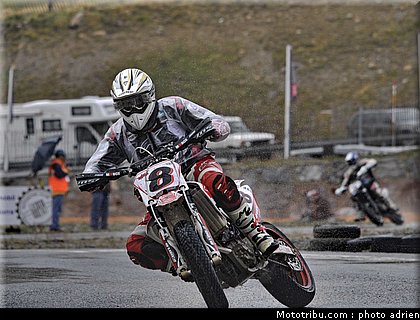 gaspardone_37_supermoto_andorre_2009.jpg