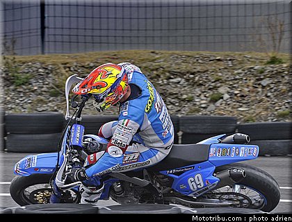 gozzini_32_supermoto_andorre_2009.jpg