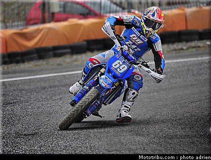 gozzini_35_supermoto_andorre_2009.jpg