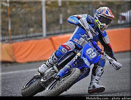 gozzini_38_supermoto_andorre_2009.jpg
