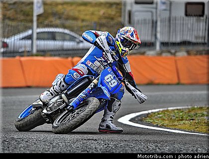 gozzini_41_supermoto_andorre_2009.jpg