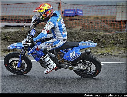 gozzini_43_supermoto_andorre_2009.jpg