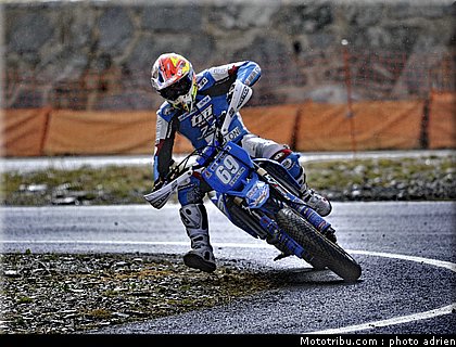 gozzini_46_supermoto_andorre_2009.jpg