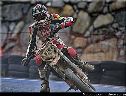 hermunen_15_supermoto_andorre_2009.jpg