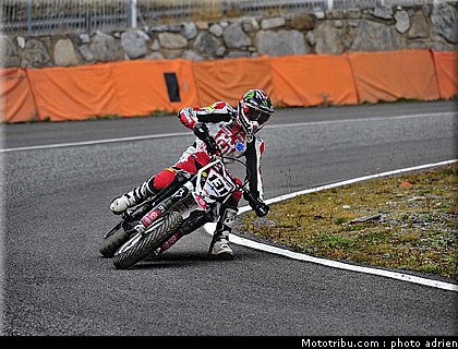hermunen_29_supermoto_andorre_2009.jpg