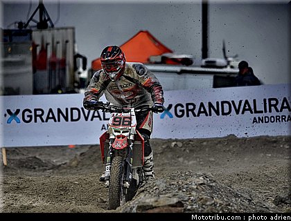 hlad_01_supermoto_andorre_2009.jpg