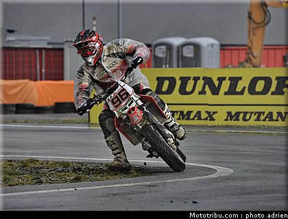 hlad_05_supermoto_andorre_2009.jpg