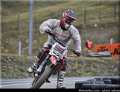 hlad_06_supermoto_andorre_2009.jpg