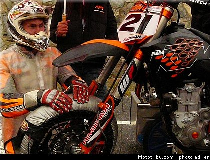 iddon_01_supermoto_andorre_2009.jpg