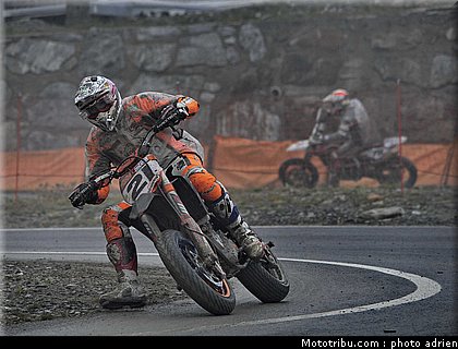 iddon_17_supermoto_andorre_2009.jpg