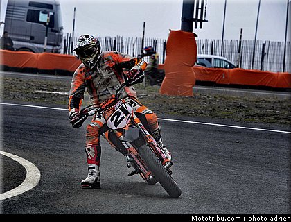 iddon_20_supermoto_andorre_2009.jpg
