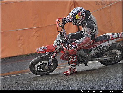 lazzarini_05_supermoto_andorre_2009.jpg