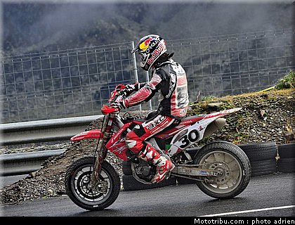 lazzarini_30_supermoto_andorre_2009.jpg