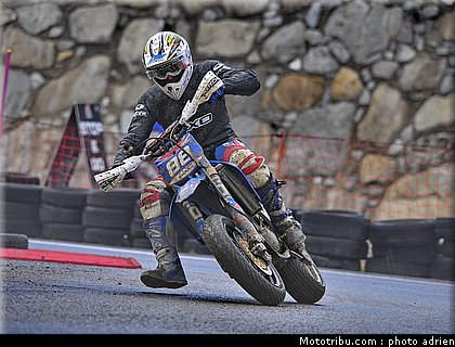 mariani_15_supermoto_andorre_2009.jpg
