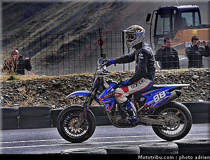 mariani_19_supermoto_andorre_2009.jpg