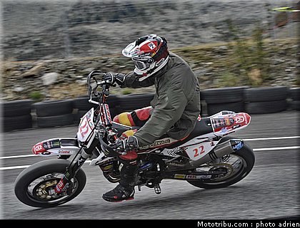matsumoto_12_supermoto_andorre_2009.jpg