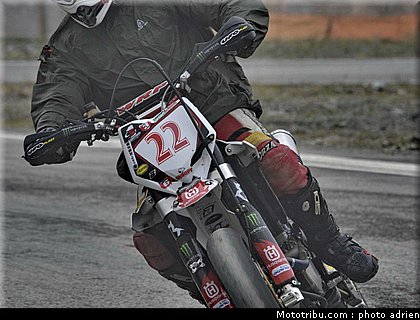 matsumoto_13_supermoto_andorre_2009.jpg