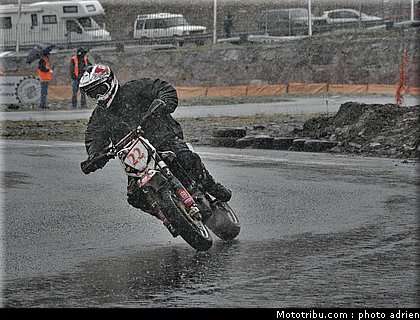 matsumoto_19_supermoto_andorre_2009.jpg