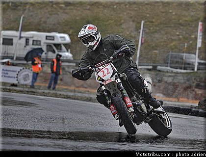 matsumoto_20_supermoto_andorre_2009.jpg