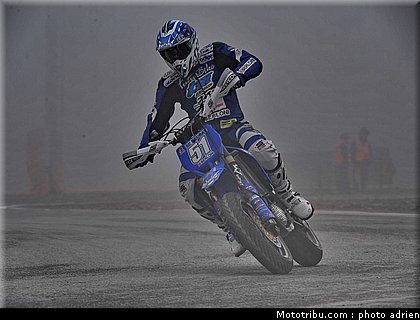occhini_25_supermoto_andorre_2009.jpg