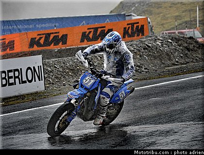 occhini_30_supermoto_andorre_2009.jpg
