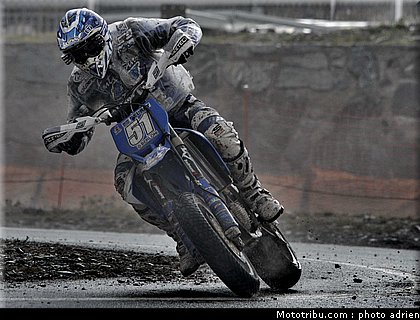 occhini_35_supermoto_andorre_2009.jpg
