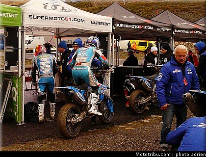 paddock_06_supermoto_andorre_2009.jpg