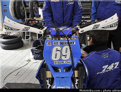 paddock_23_supermoto_andorre_2009.jpg