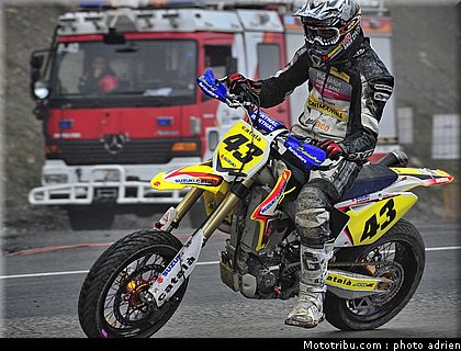 s3_008_supermoto_andorre_2009.jpg
