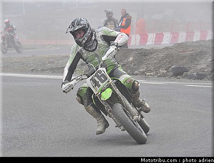s3_105_supermoto_andorre_2009.jpg
