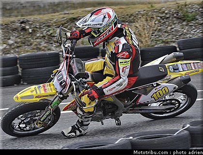 seel_17_supermoto_andorre_2009.jpg