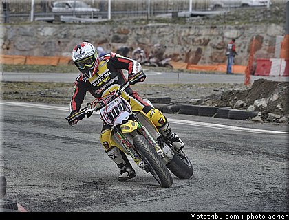 seel_19_supermoto_andorre_2009.jpg