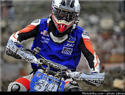 serafini_09_supermoto_andorre_2009.jpg