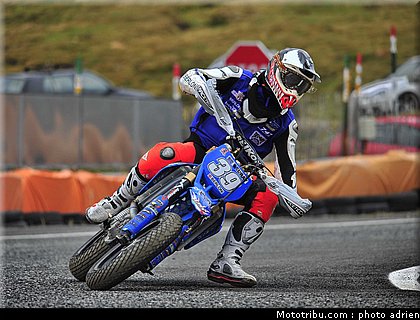 serafini_17_supermoto_andorre_2009.jpg
